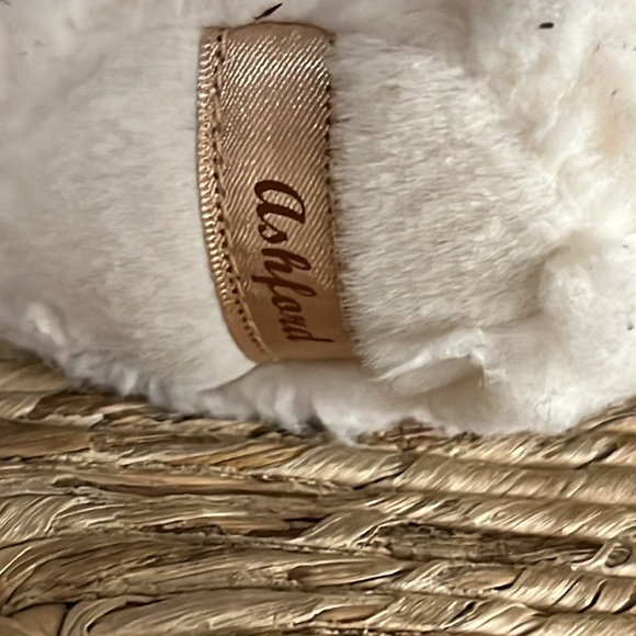 Aurora® Snuggly Ashford Bear™ Stuffed Animal Comforting Companion White - Picture 3 of 8